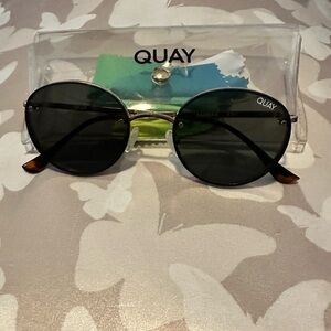 Quay Australia Dark Lens Round Sunglasses